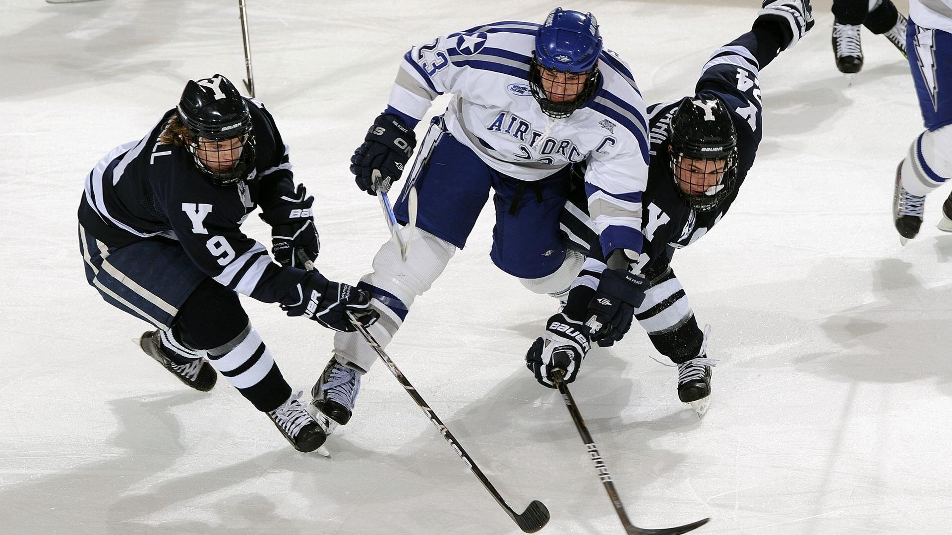 全国冬季两项赛运动员挑战极限，全国冬季两项冠军赛
