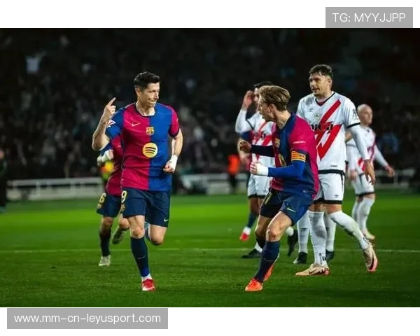 巴萨孔德双响，法兰克福无力反击，蓝红军团迎来四连胜